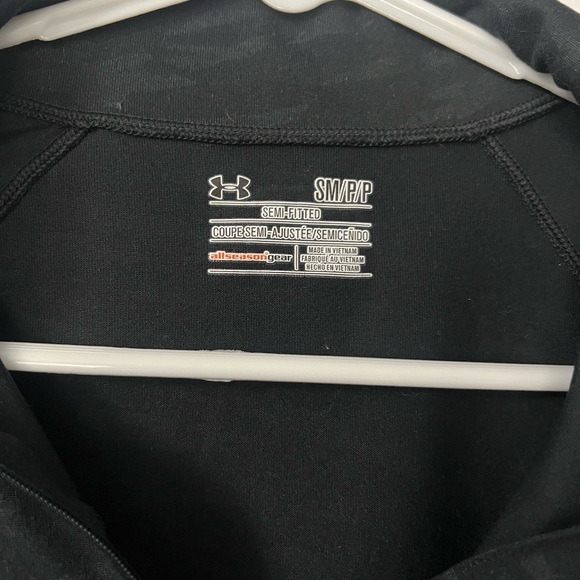 Small black printed 1/4 zip Under Armour‎ - Picture 4 of 4